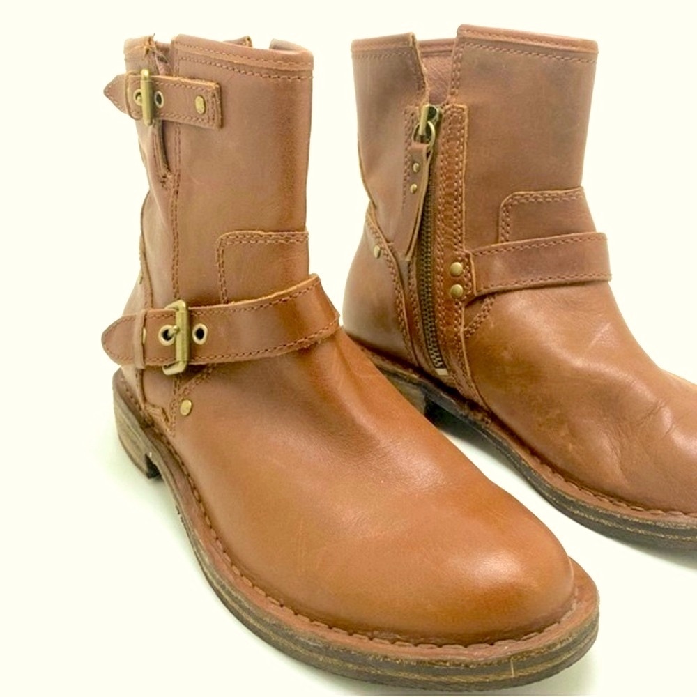 UGG Fabrizia Brown Leather Boots With Sherpa Soles Size 6